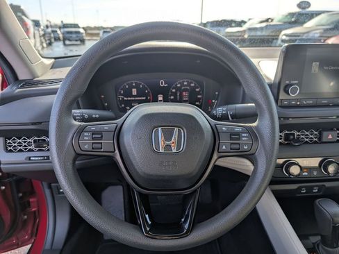 Used 2025 Honda Accord LX image 25