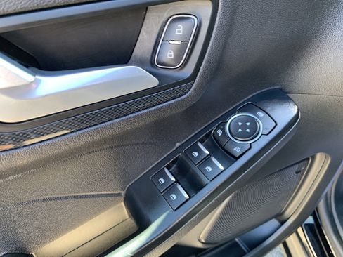 Used 2025 Ford Escape ST-Line FWD image 23