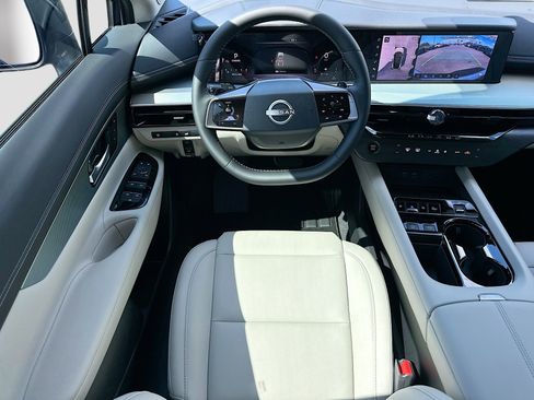 New 2025 Nissan Murano SL image 16