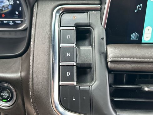 Used 2023 Chevrolet Tahoe LT w/ Luxury Package image 16