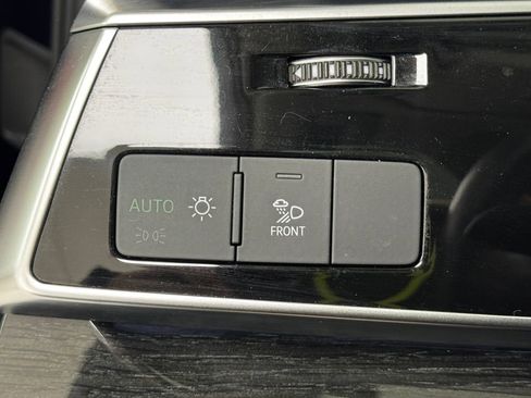 Used 2021 Audi Q7 2.0T Premium Plus w/ Executive Package image 25