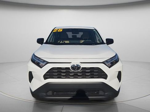 Used 2025 Toyota RAV4 LE FWD image 4