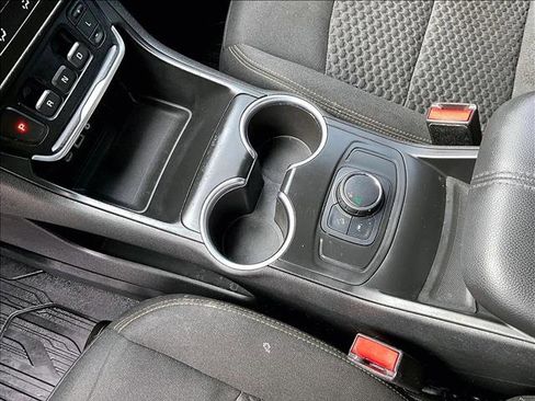 Used 2020 GMC Terrain SLE w/ LPO, Floor Liner Package image 14