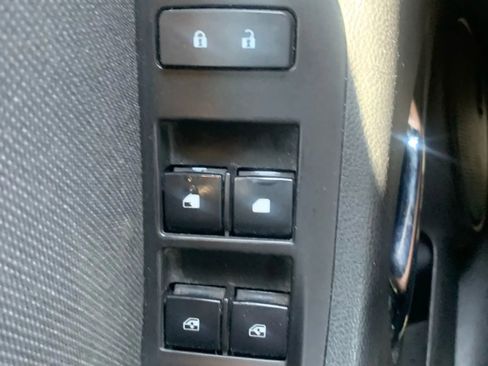 Used 2014 Chevrolet Camaro LT image 23