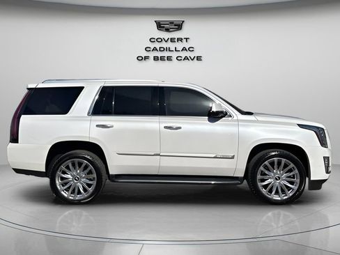 Used 2019 Cadillac Escalade Premium Luxury image 11