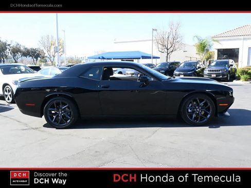 Used 2022 Dodge Challenger R/T w/ Blacktop Package RWD image 5