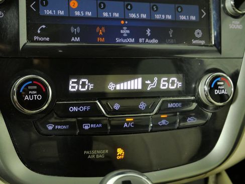 Used 2024 Nissan Murano SV AWD/4WD image 30