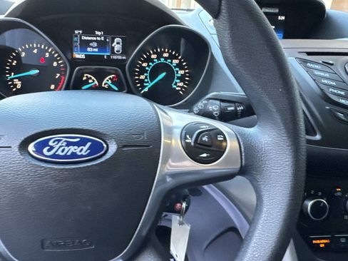 Used 2016 Ford Escape SE AWD/4WD image 21