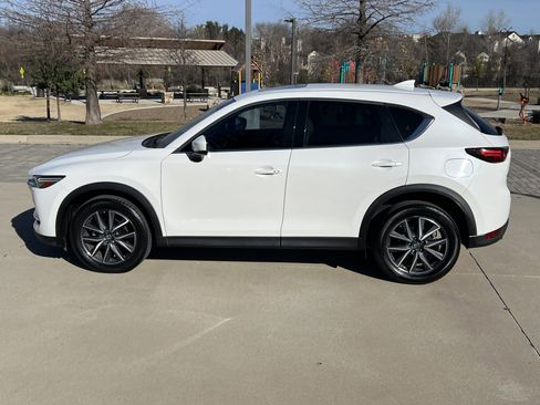 Used 2017 MAZDA CX-5 Grand Touring w/ Premium Package image 7