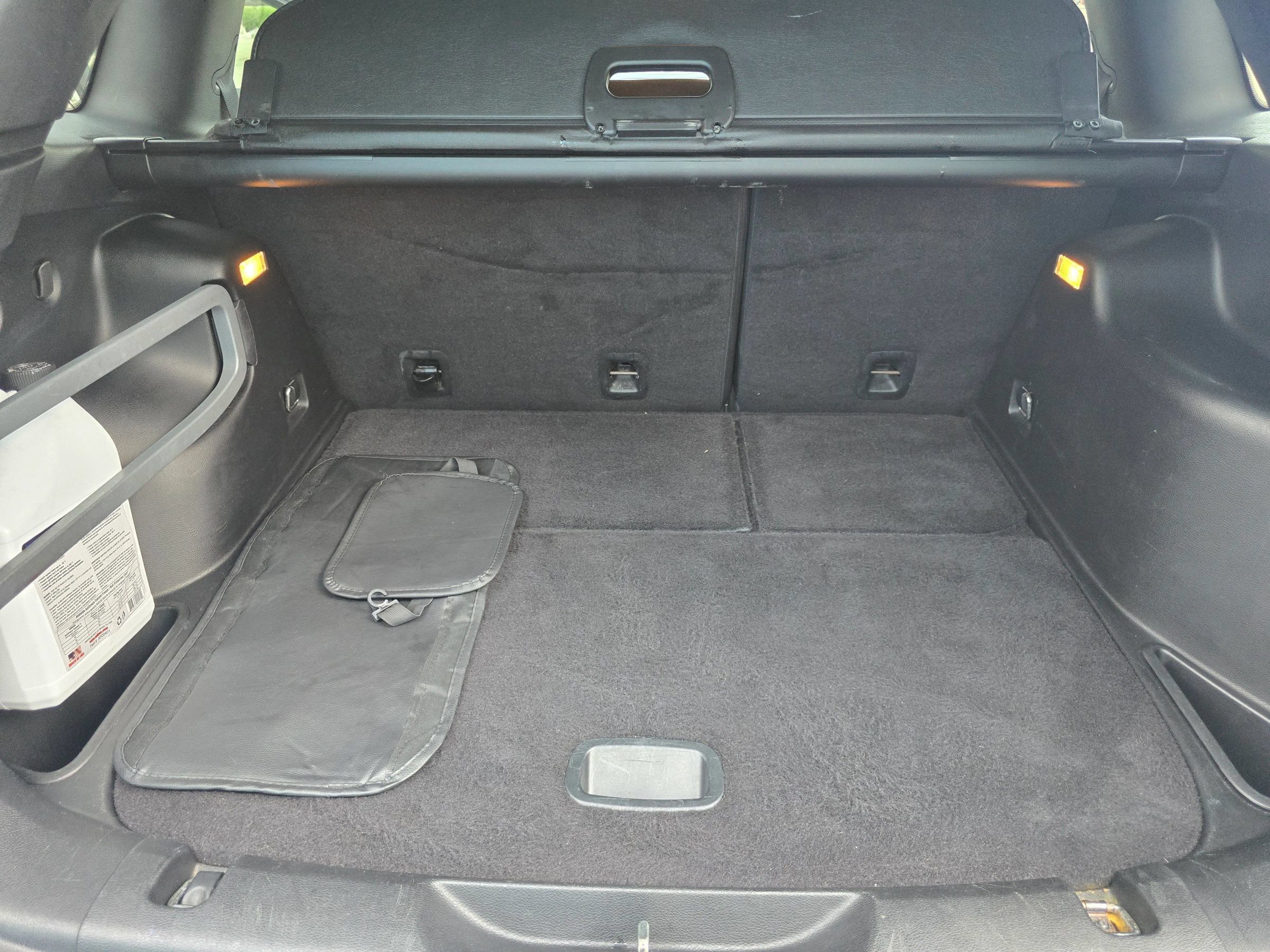 Used 2014 Jeep Cherokee Latitude w/ Comfort/Convenience Group FWD image 27