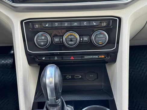 Used 2019 Volkswagen Atlas SEL Premium AWD/4WD image 15