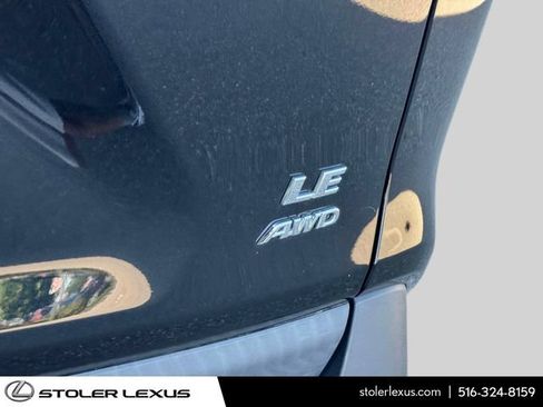 Used 2020 Toyota RAV4 LE w/ All Weather Liner Package AWD/4WD image 12