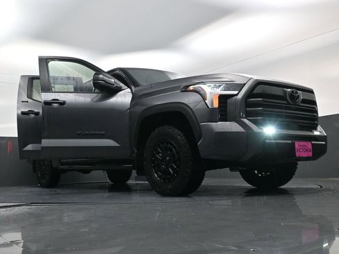 Used 2025 Toyota Tundra SR5 AWD/4WD image 26