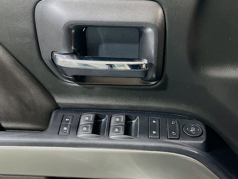 Used 2018 Chevrolet Silverado 1500 LT w/ All Star Edition RWD image 13