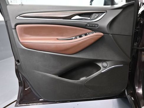 Used 2021 Buick Enclave Avenir w/ Avenir Technology Package image 19