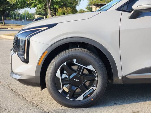 New 2026 Kia Sportage S image 7