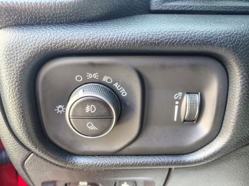 Certified 2022 RAM 1500 Big Horn image 23