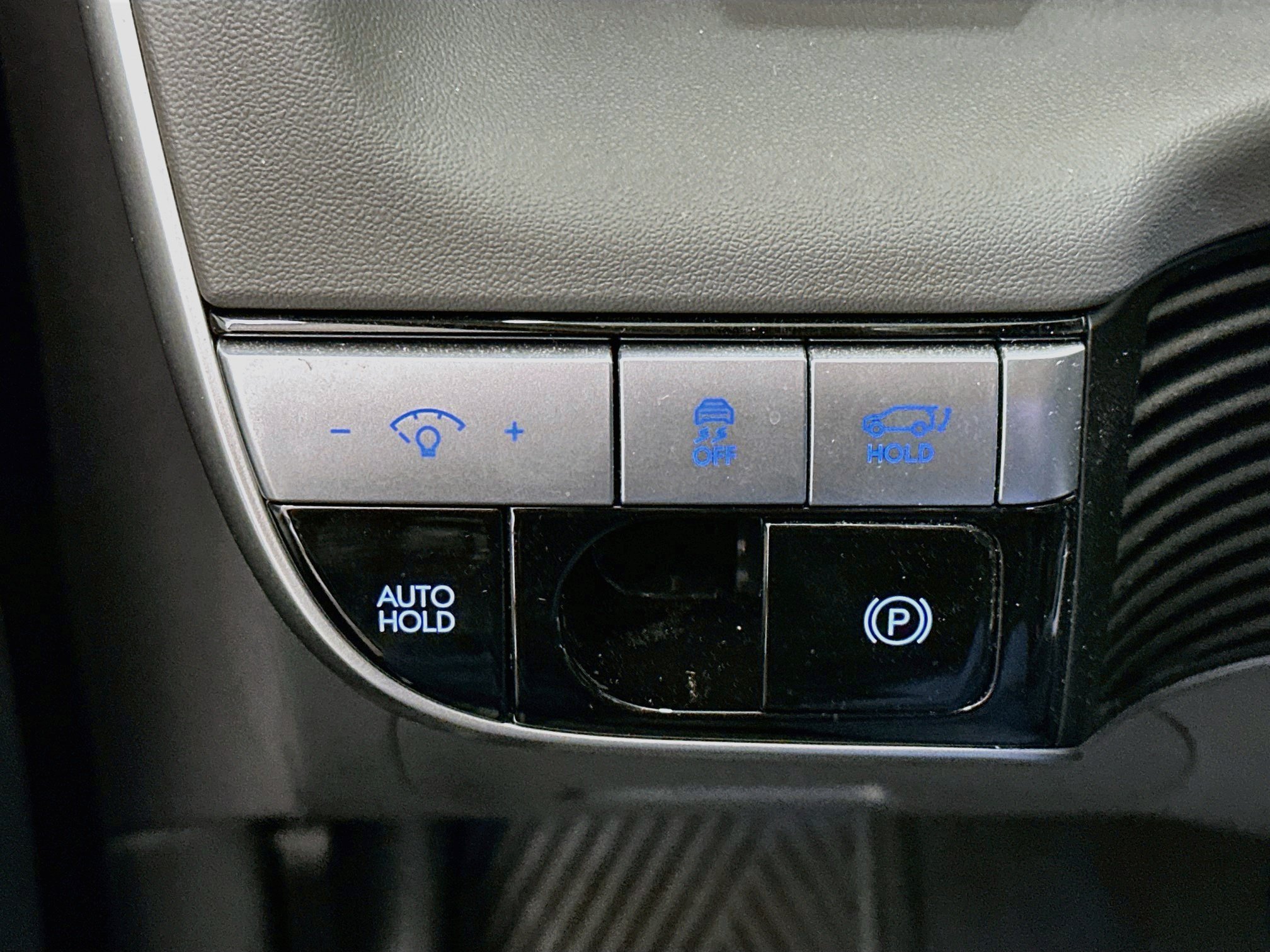 Used 2024 Hyundai Ioniq 5 SEL AWD/4WD image 17