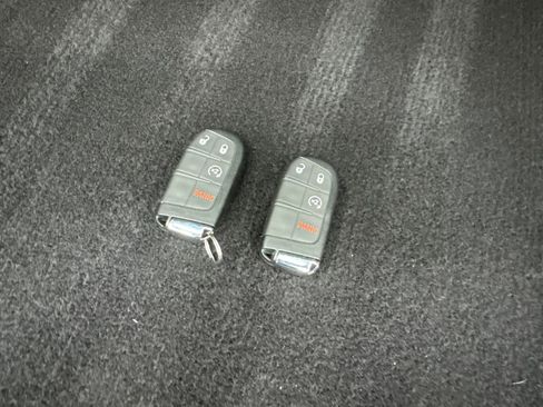 Used 2025 Jeep Compass Latitude w/ Altitude Special Edition image 77