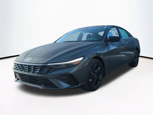 New 2026 Hyundai Elantra SEL Sport image 9