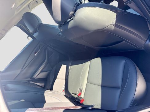 Certified 2025 MAZDA CX-30 AWD 2.5 S w/ Preferred Package image 10