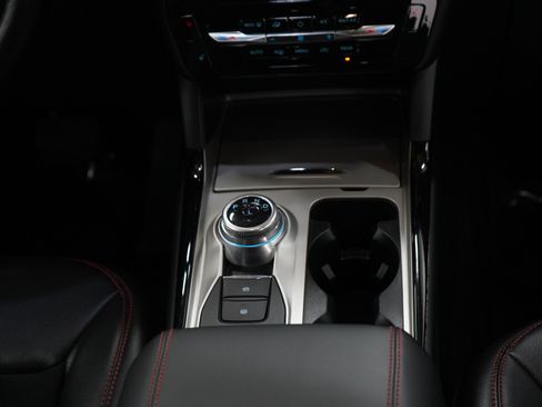 Used 2022 Ford Explorer ST-Line w/ Class IV Trailer Tow Package image 15