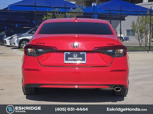 Used 2023 Honda Civic Sport image 6