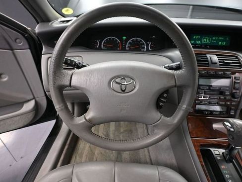 Used 2002 Toyota Avalon XL image 25
