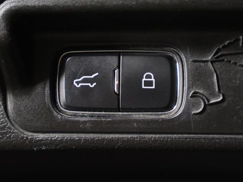 Used 2021 Ford Explorer Limited RWD image 20