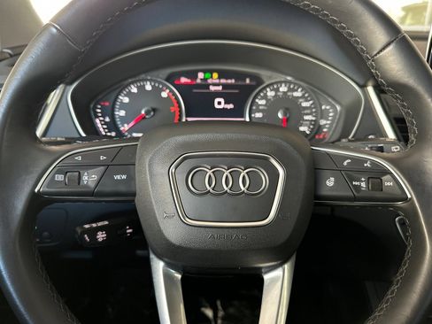 Used 2023 Audi Q5 2.0T Premium w/ Convenience Package AWD/4WD image 23