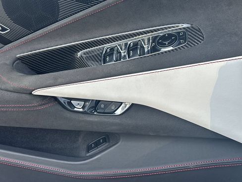 Used 2023 Chevrolet Corvette Stingray Premium Conv w/ Z51 Performance Package RWD image 29