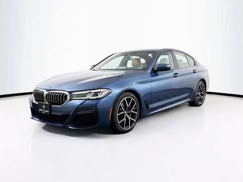 Used 2023 BMW 530i xDrive w/ M Sport Package AWD/4WD image 3