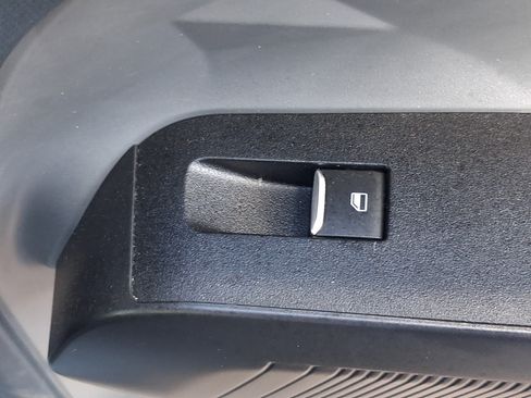 Used 2022 Ford Maverick XL FWD image 21
