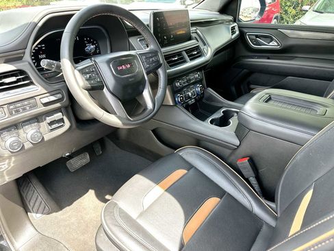 Used 2023 GMC Yukon AT4 w/ AT4 Premium Plus Package AWD/4WD image 18