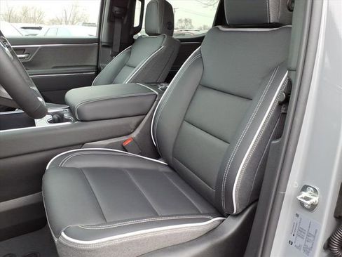 New 2026 GMC Sierra EV Elevation image 5