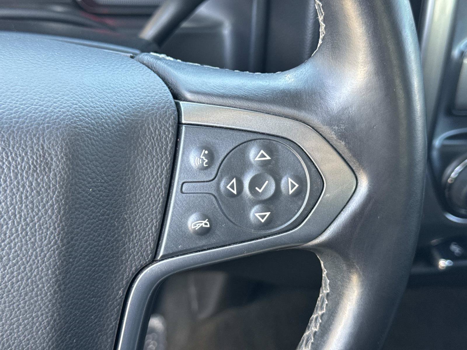 Used 2015 Chevrolet Silverado 2500 LT w/ LT Convenience Package AWD/4WD image 12