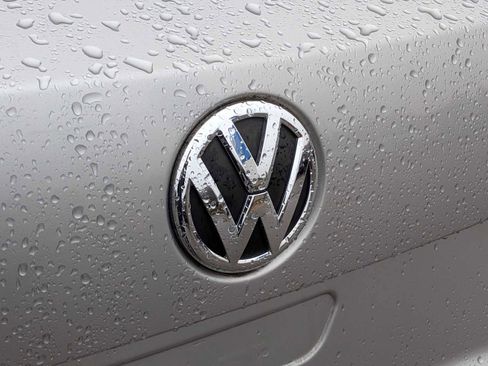 Used 2013 Volkswagen Passat 2.5 SEL Premium image 11