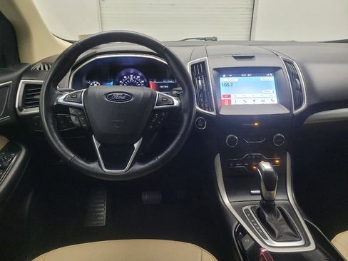 Used 2018 Ford Edge SEL w/ Equipment Group 201A FWD image 22