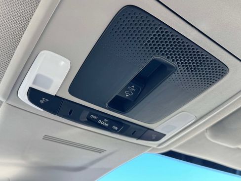 Certified 2025 Honda CR-V EX-L image 33