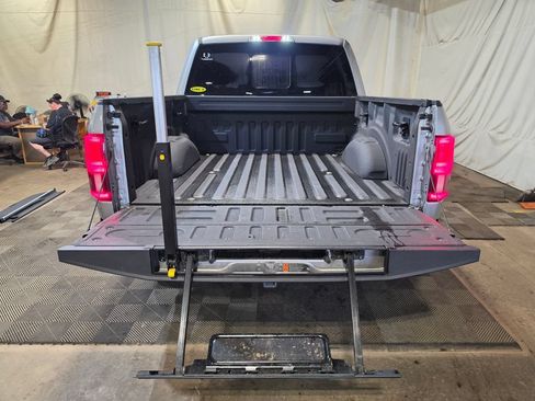 Used 2020 Ford F150 Lariat w/ Equipment Group 502A Luxury AWD/4WD image 8