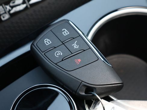 New 2026 Chevrolet Equinox LT w/ Convenience Package II FWD image 23