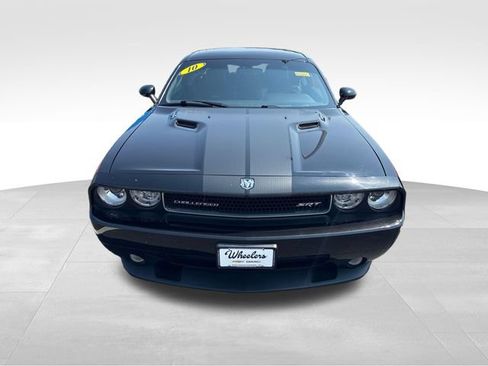 Used 2010 Dodge Challenger SRT8 w/ SRT Option Group II RWD image 9
