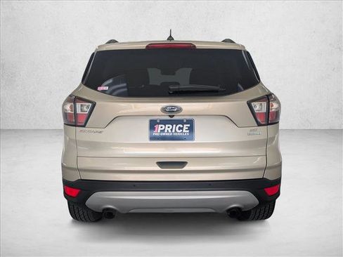 Used 2017 Ford Escape SE w/ Equipment Group 201A image 7
