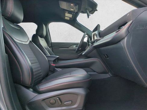 Used 2025 Ford Explorer ST-Line image 22