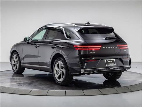New 2026 Genesis GV70 2.5T AWD/4WD image 3
