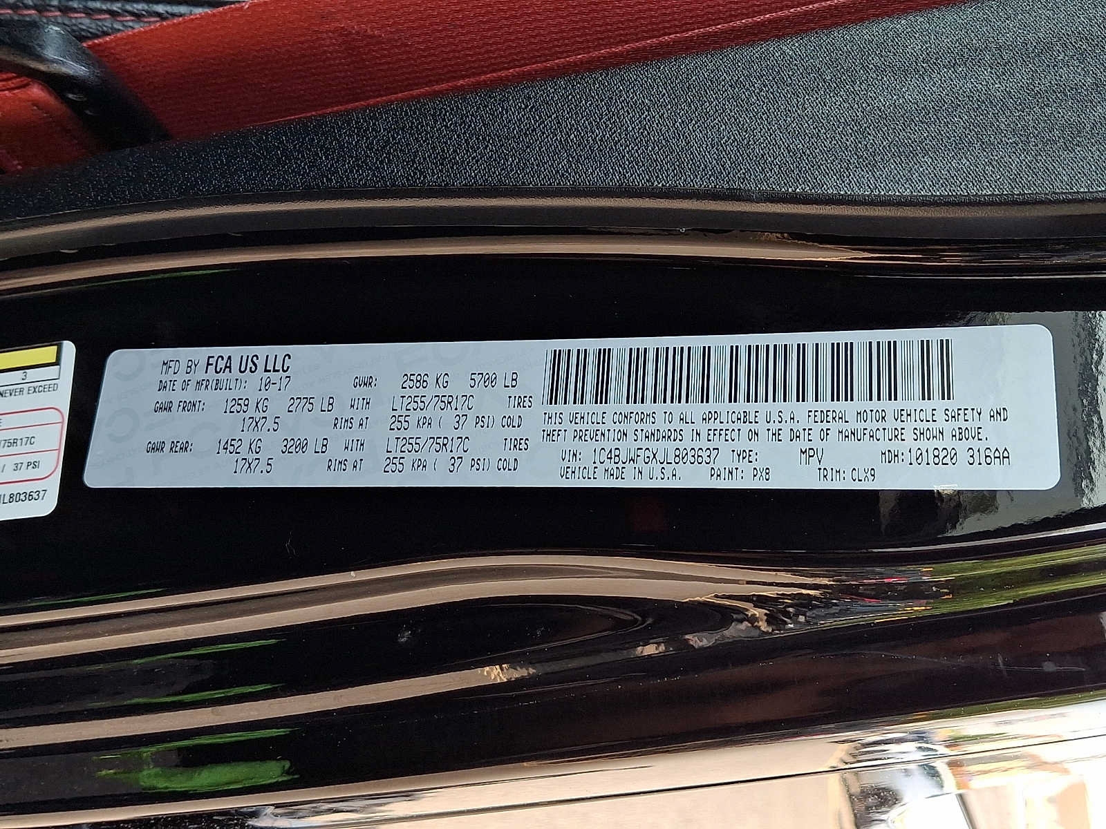 Certified 2018 Jeep Wrangler Unlimited Rubicon AWD/4WD image 26