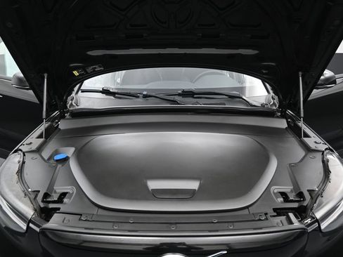 Used 2023 Volvo C40 P8 Recharge Plus AWD/4WD image 34