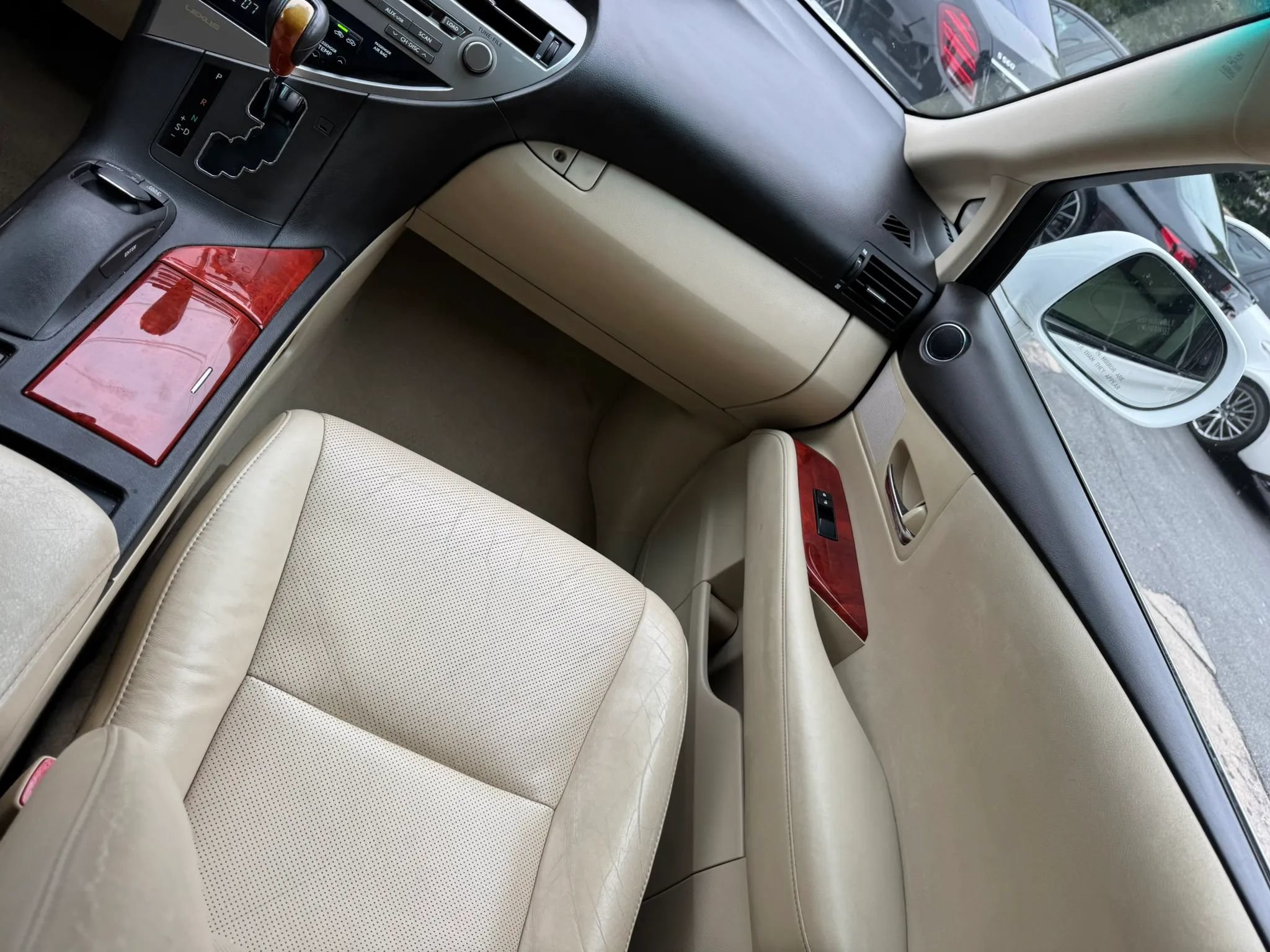 Used 2010 Lexus RX 350 AWD w/ Premium Pkg image 12