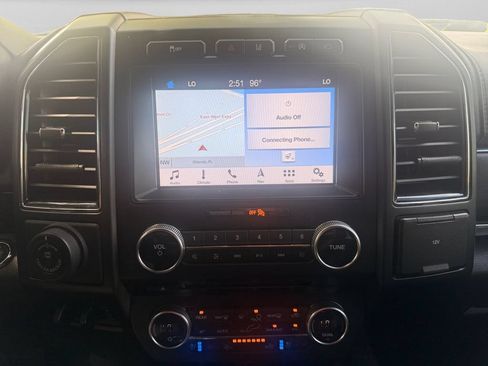 Used 2018 Ford Expedition Limited w/ Equipment Group 302A RWD image 14