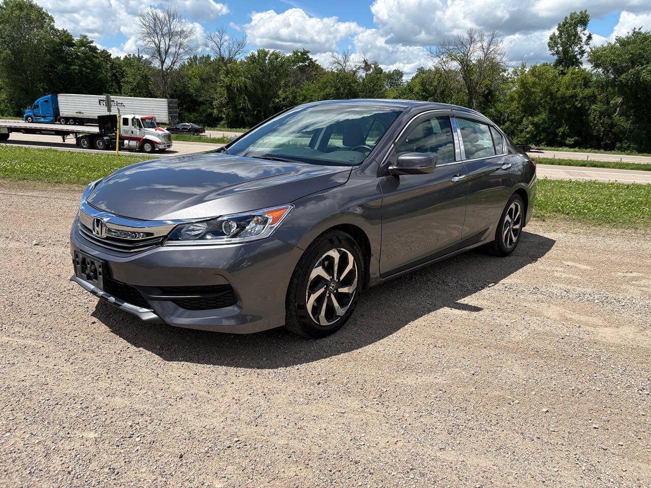 Used 2016 Honda Accord EX image 14